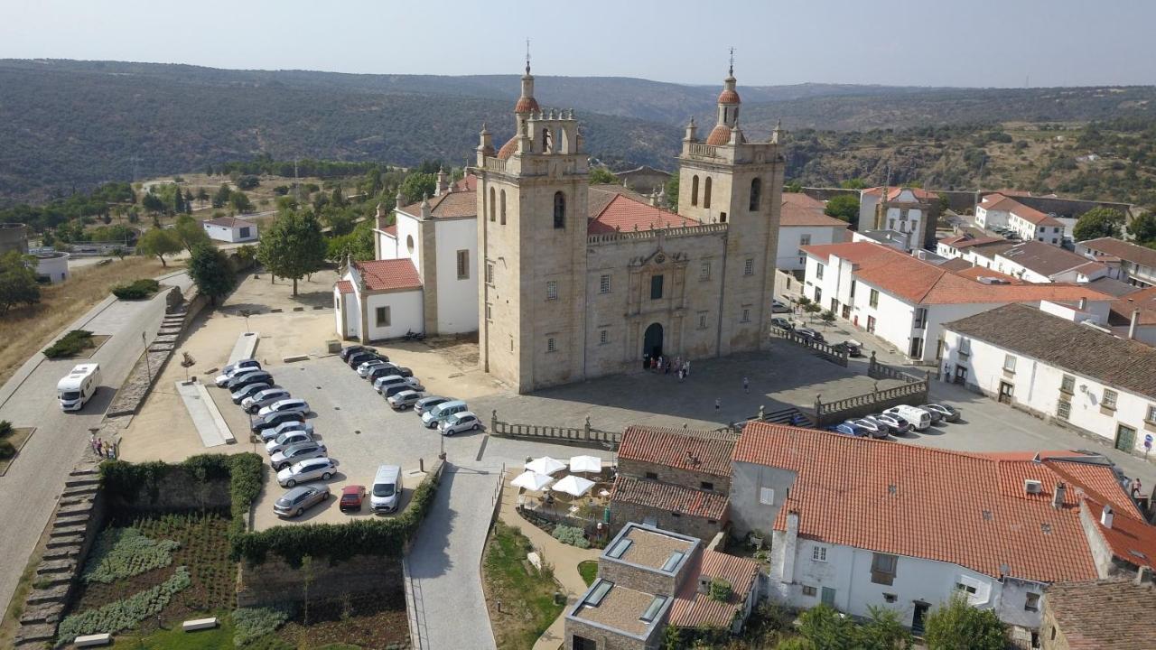 Pensao Vista Bela Hotel Miranda do Douro Exterior foto